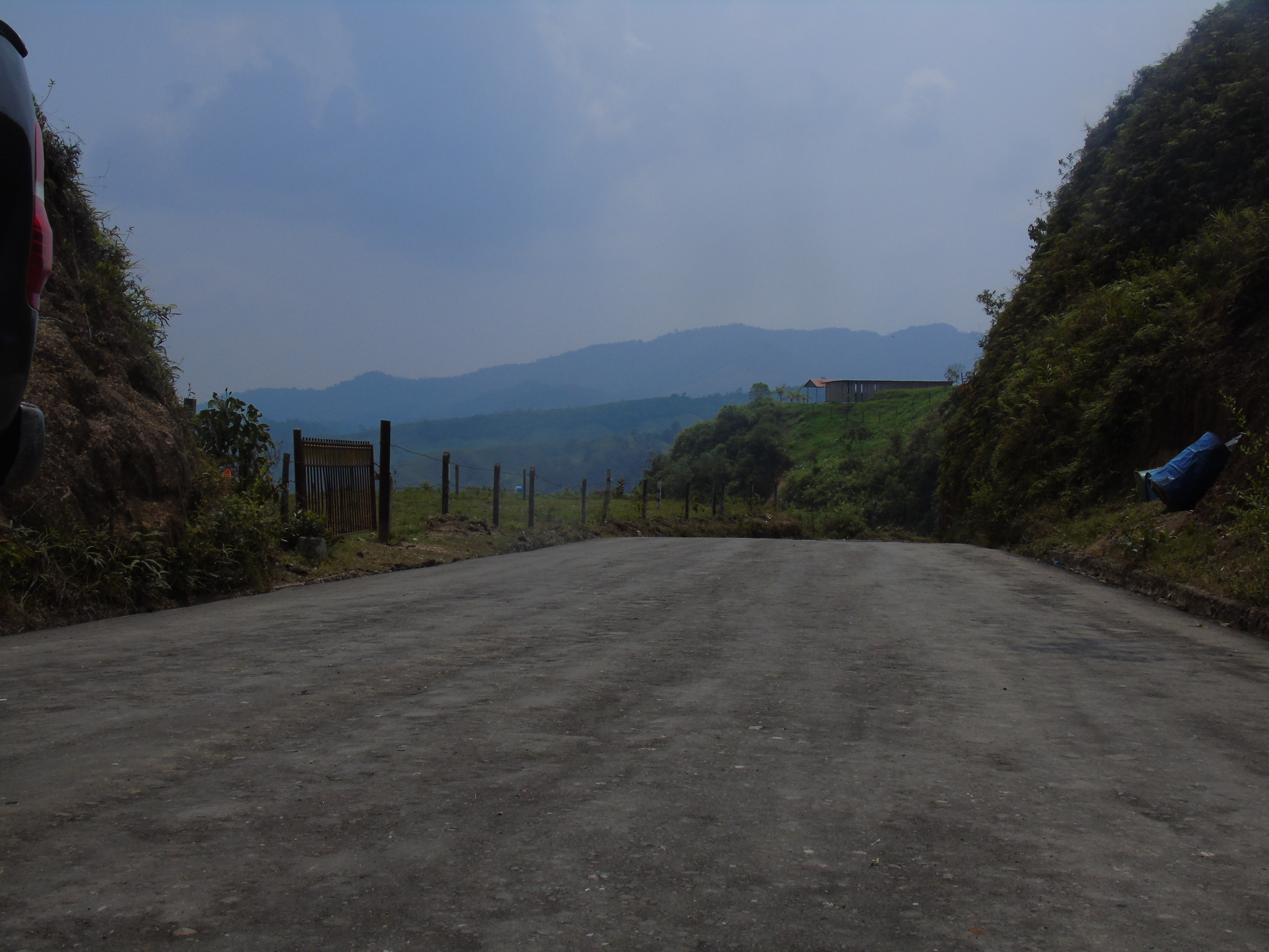 Mejoras en las v�as principales de acceso al Municipio de  Alejandr�a 